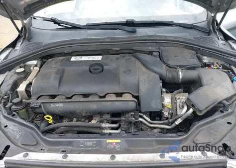 2012 Volvo Xc60 T6/T6 Platinum/T6 Premier Plus/T6 R-Design/T6 R-Design Platinum/T6 R-Design Premier Plus z USA, uszkodzony, nr VIN YV4902DZ2C2292882